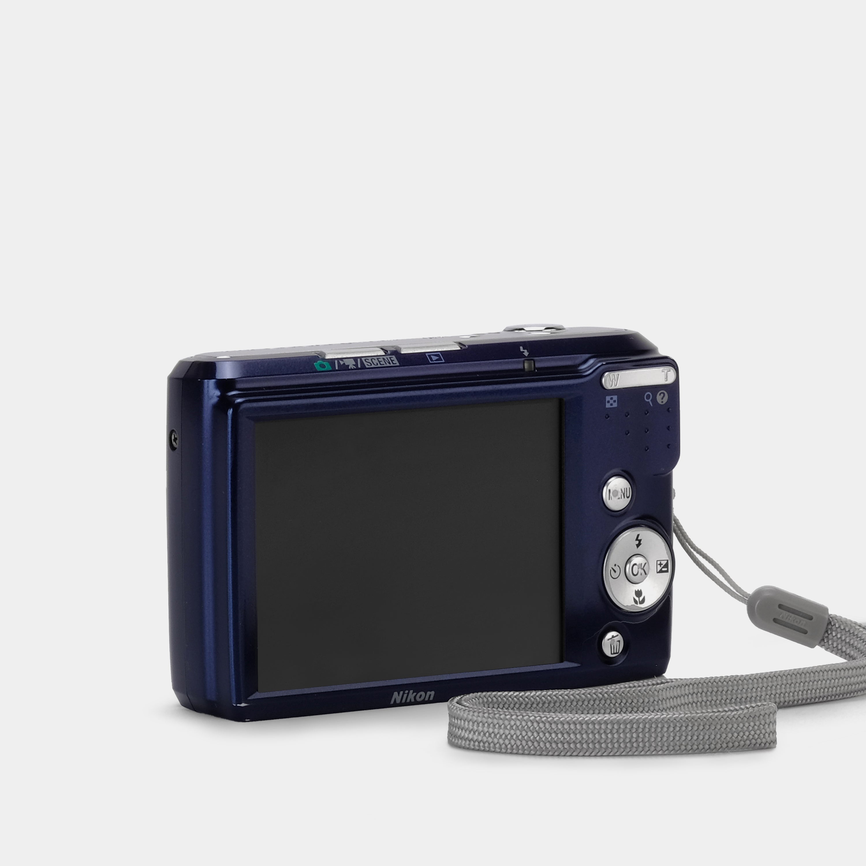 Nikon Coolpix L18 Blue Point and Shoot Digital Camera