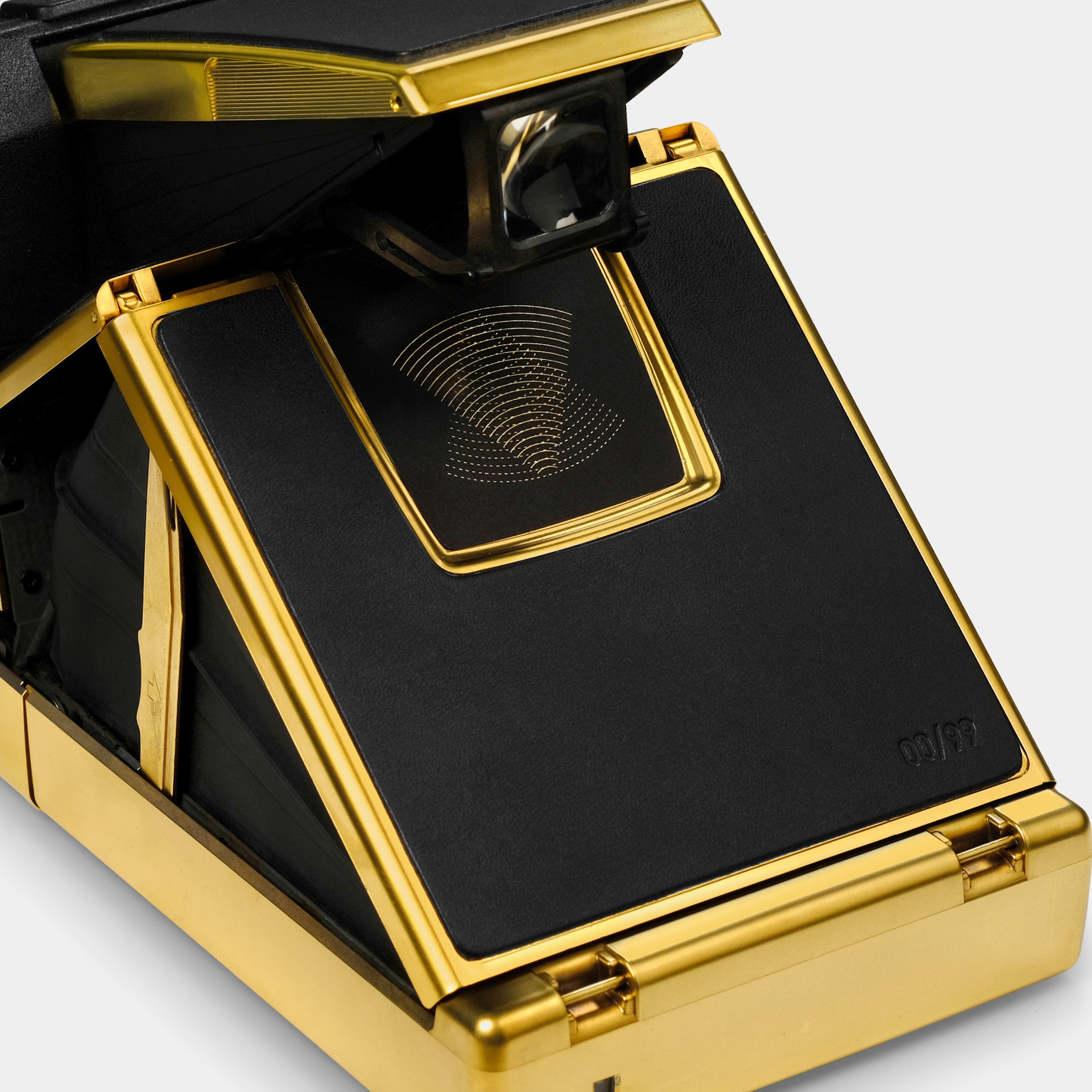 SX-70 Sonar Autofocus "Retrospekt 24K Gold Edition" Instant Film Camera