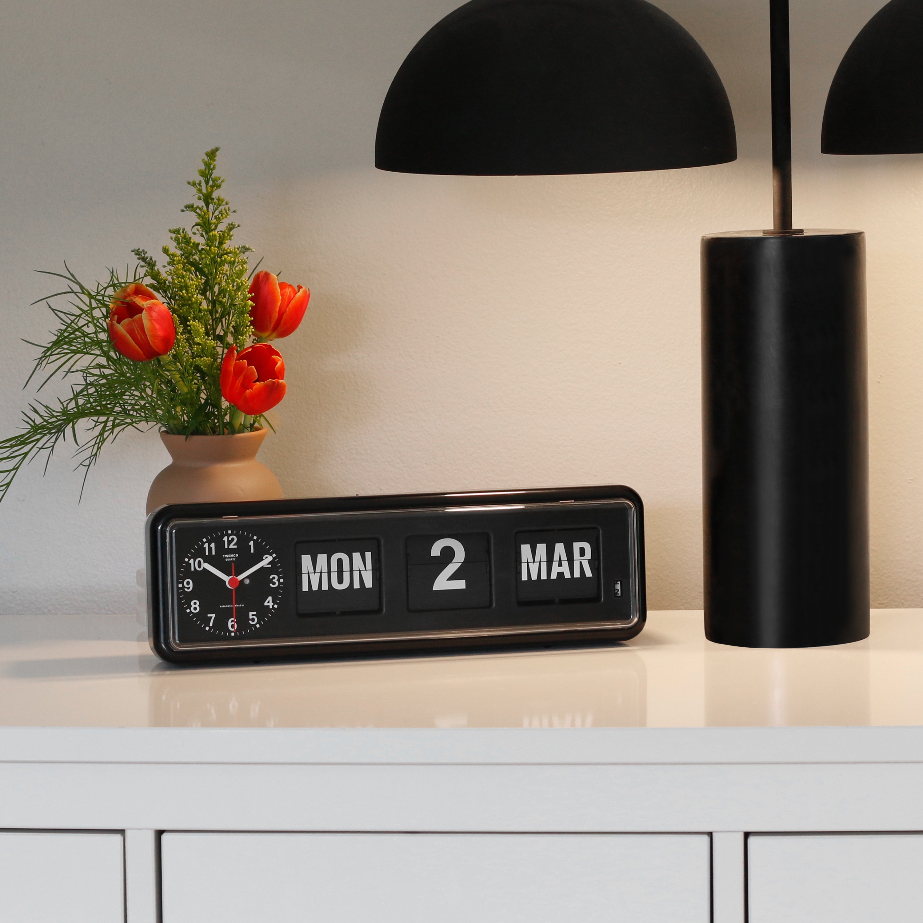 Twemco BQ-38 Calendar Flip Clock