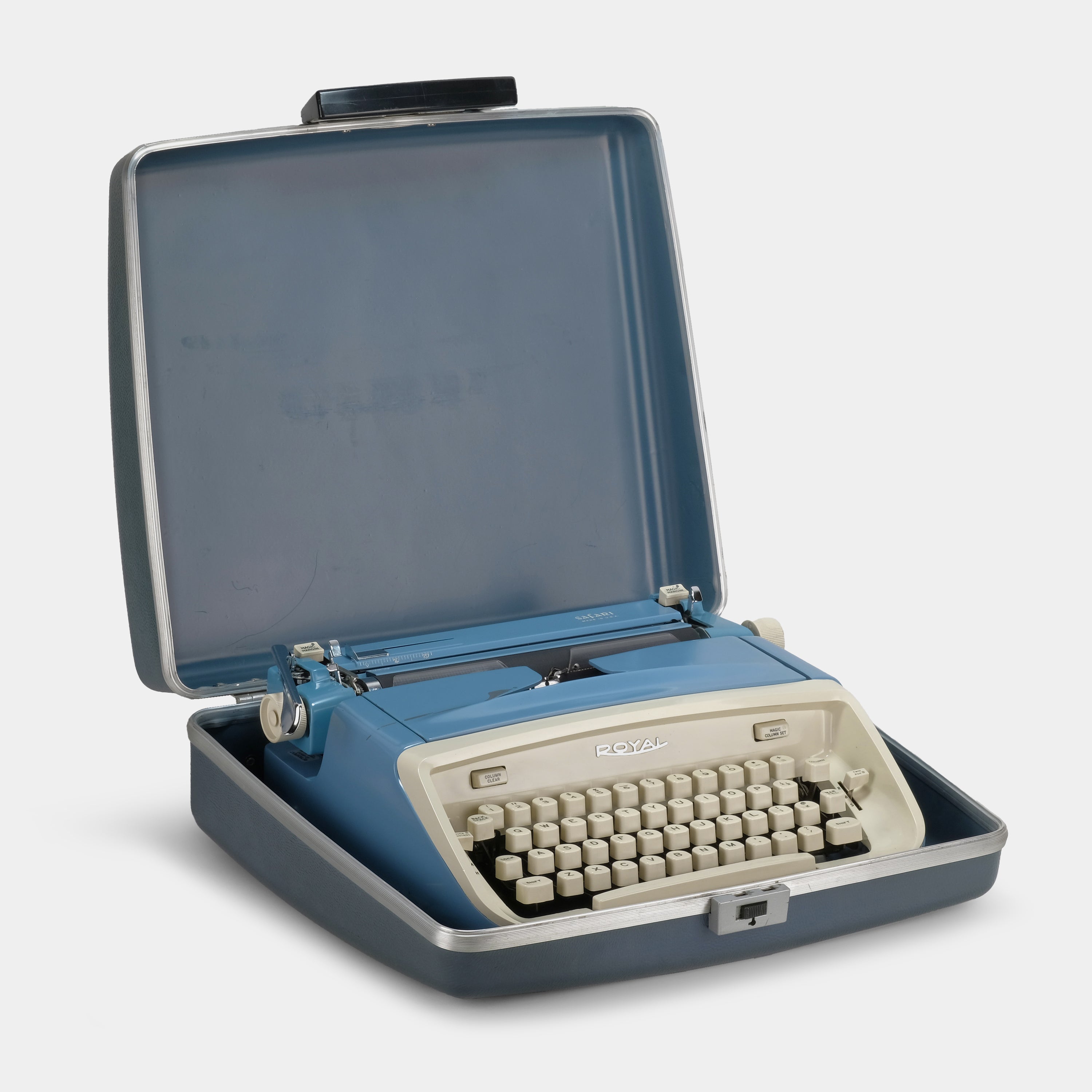 Royal Safari Blue Manual Typewriter and Case