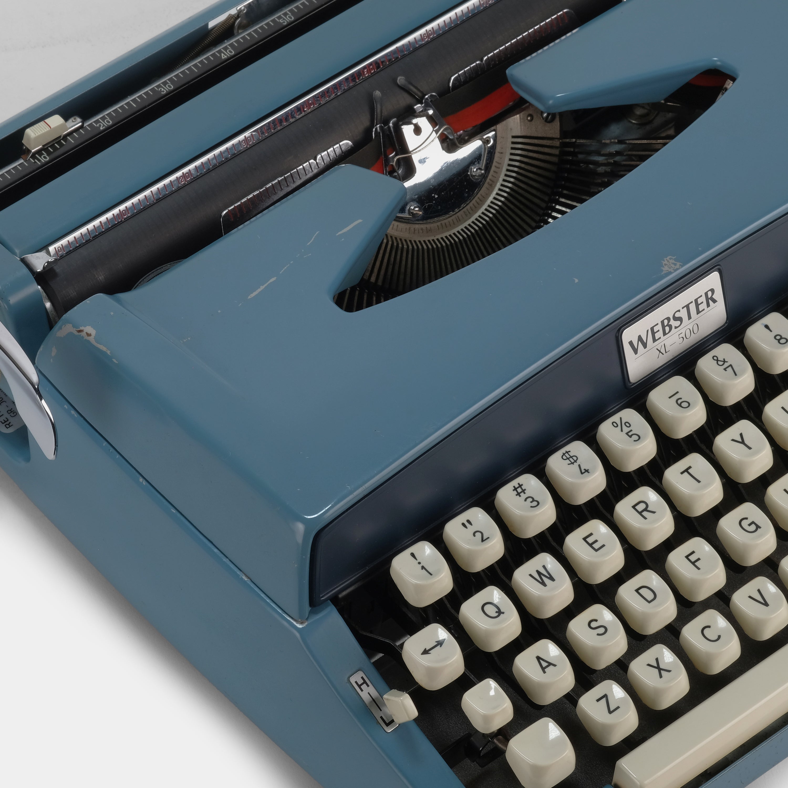 Webster XL-500 Blue Manual Typewriter and Case