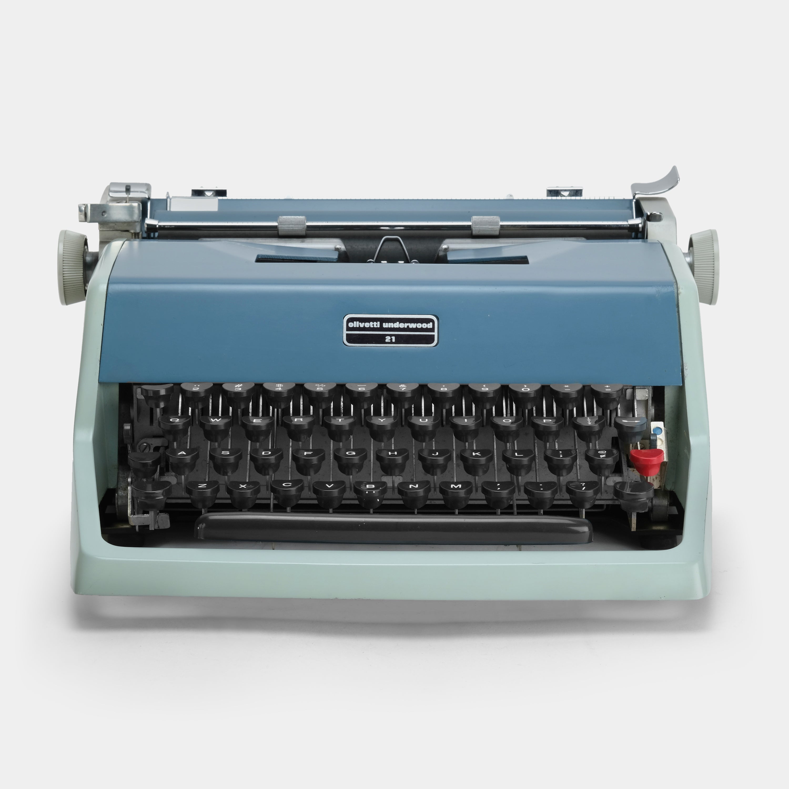 Olivetti Underwood 21 Blue Manual Typewriter and Case