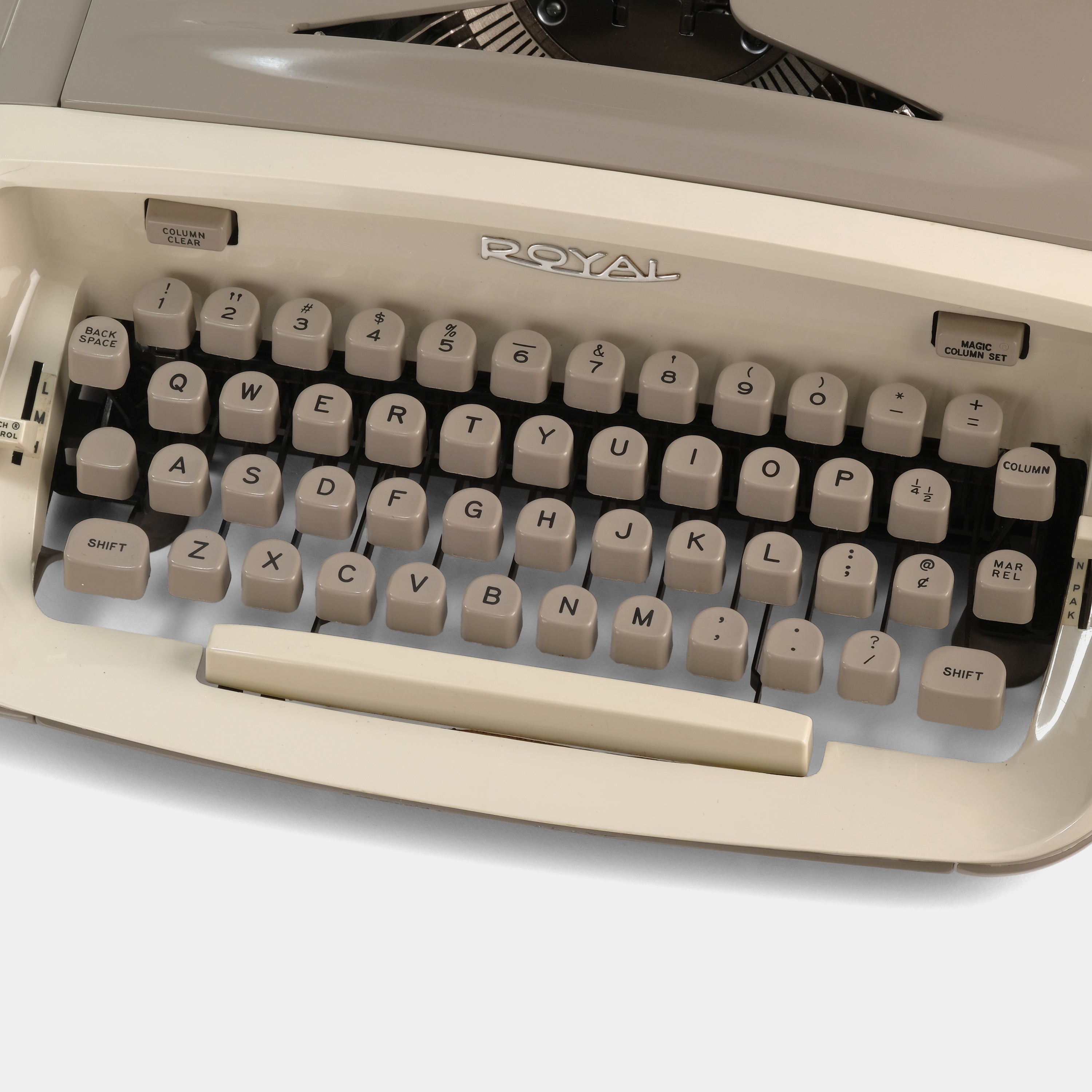 Royal Safari Tan Manual Typewriter and Case