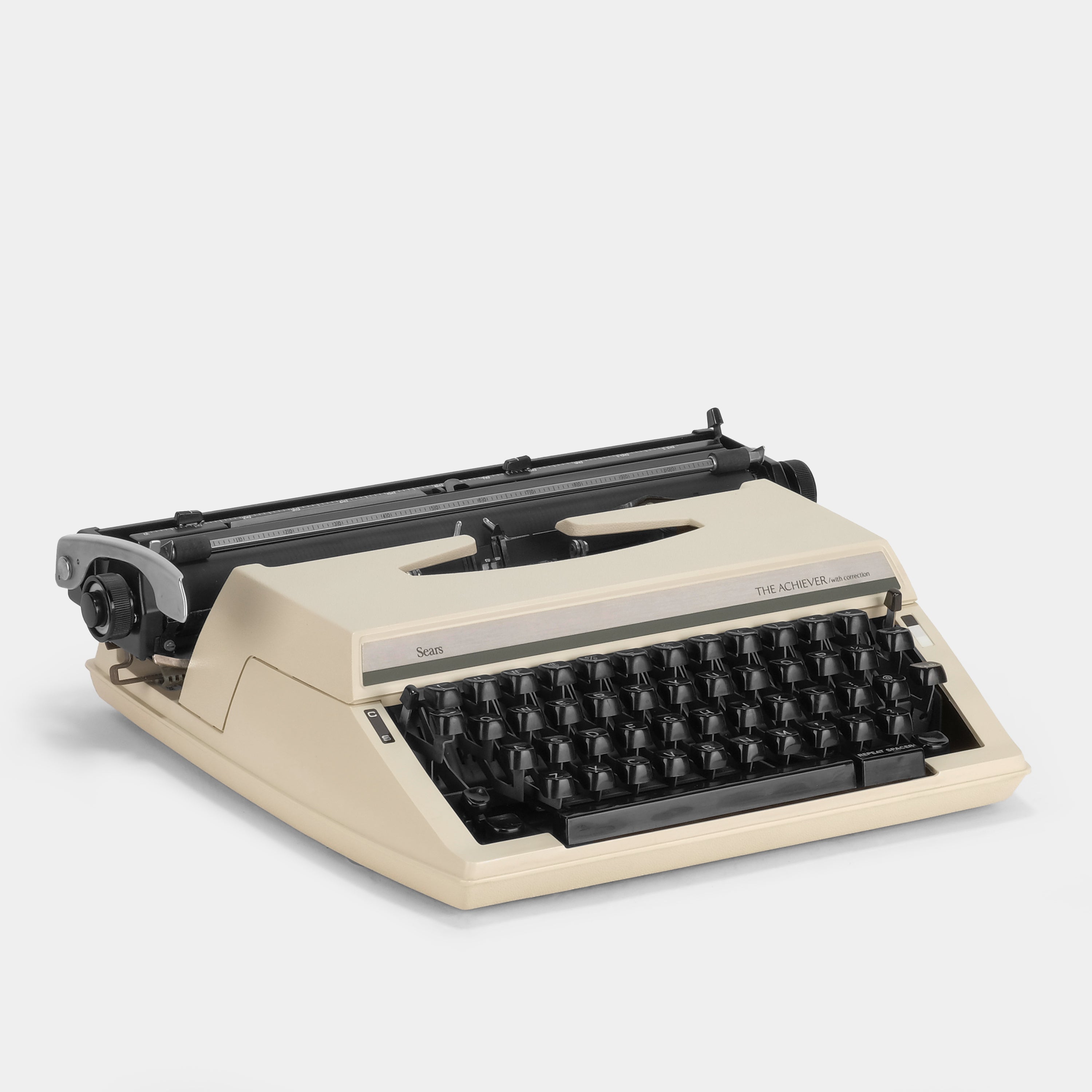 Sears Achiever Beige Manual Typewriter and Case