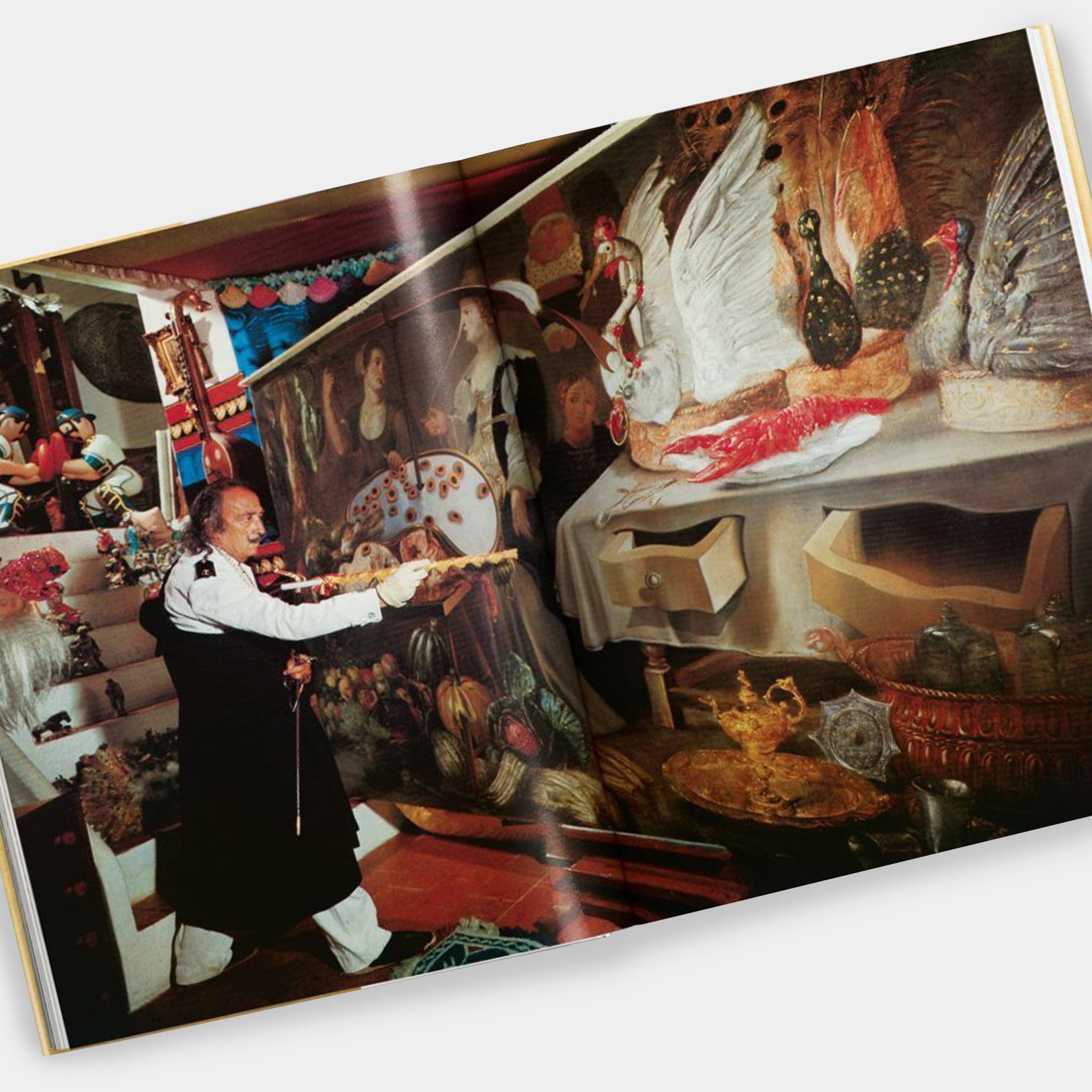 Dalí. The Wines of Gala Taschen Book